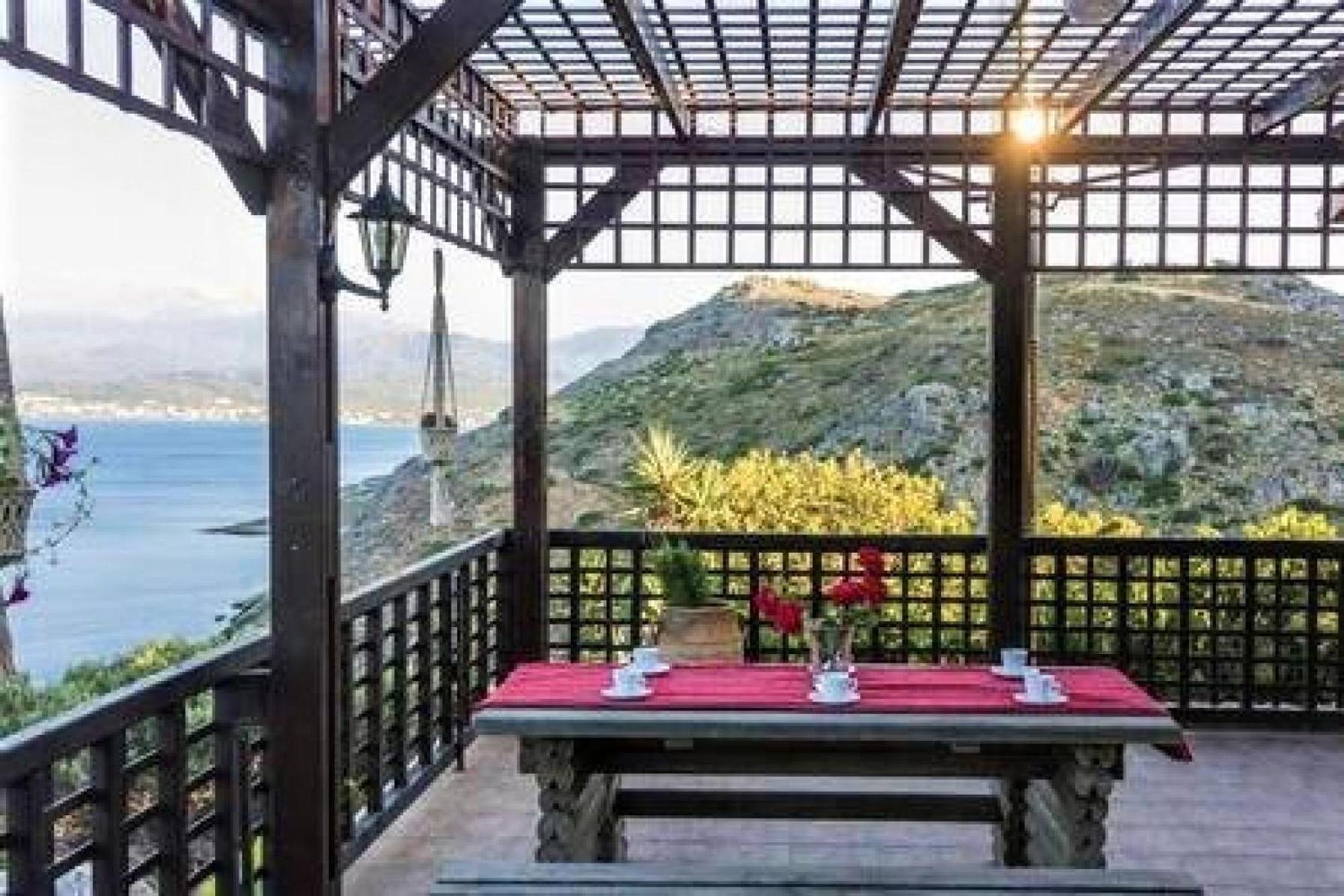 Villa Akrolithos With Private Pool Chania  ภายนอก รูปภาพ